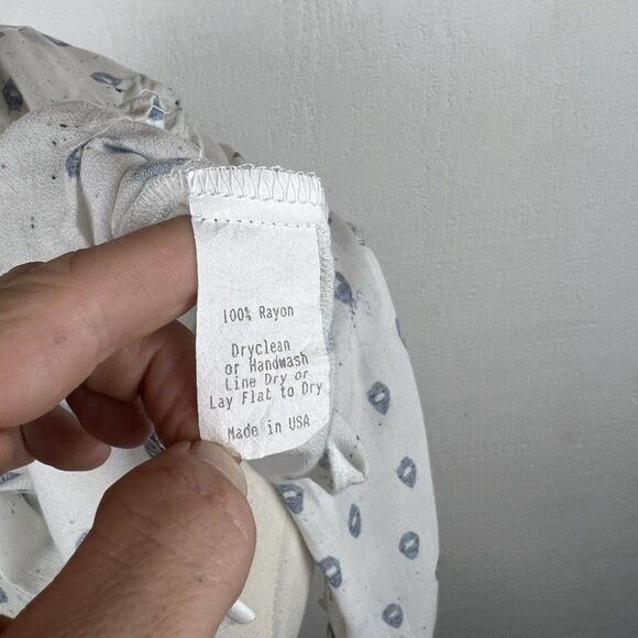 Jen's Pirate Booty Shirt S Women White Blue Print Long Sleeve Button Front Rayon - Picture 6 of 8